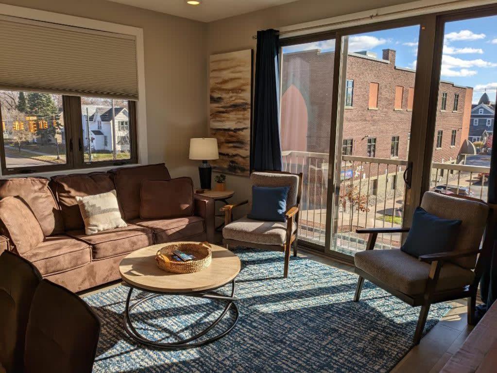 Downtown Traverse City Condo - Capri 209 Екстериор снимка