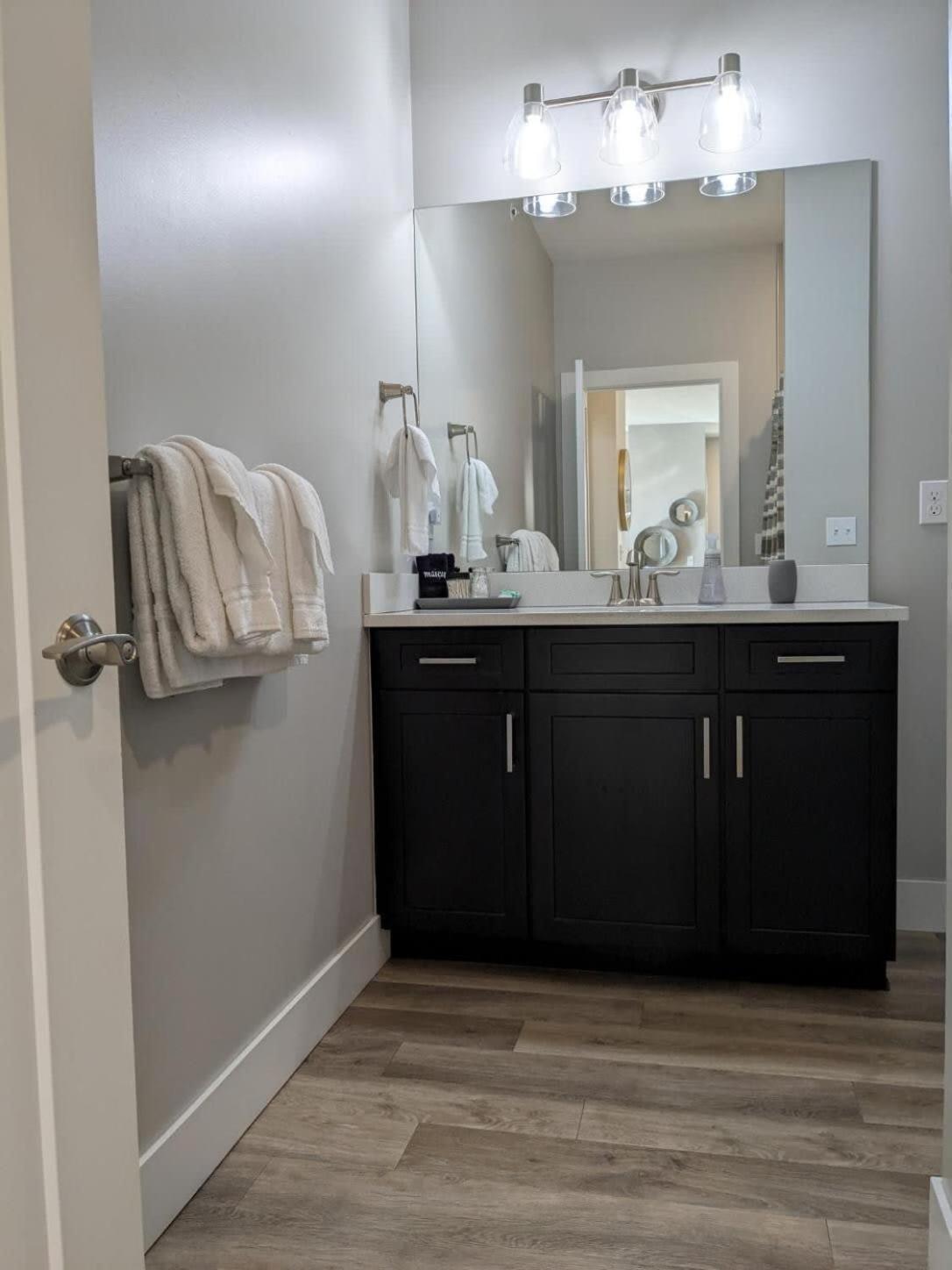 Downtown Traverse City Condo - Capri 209 Екстериор снимка