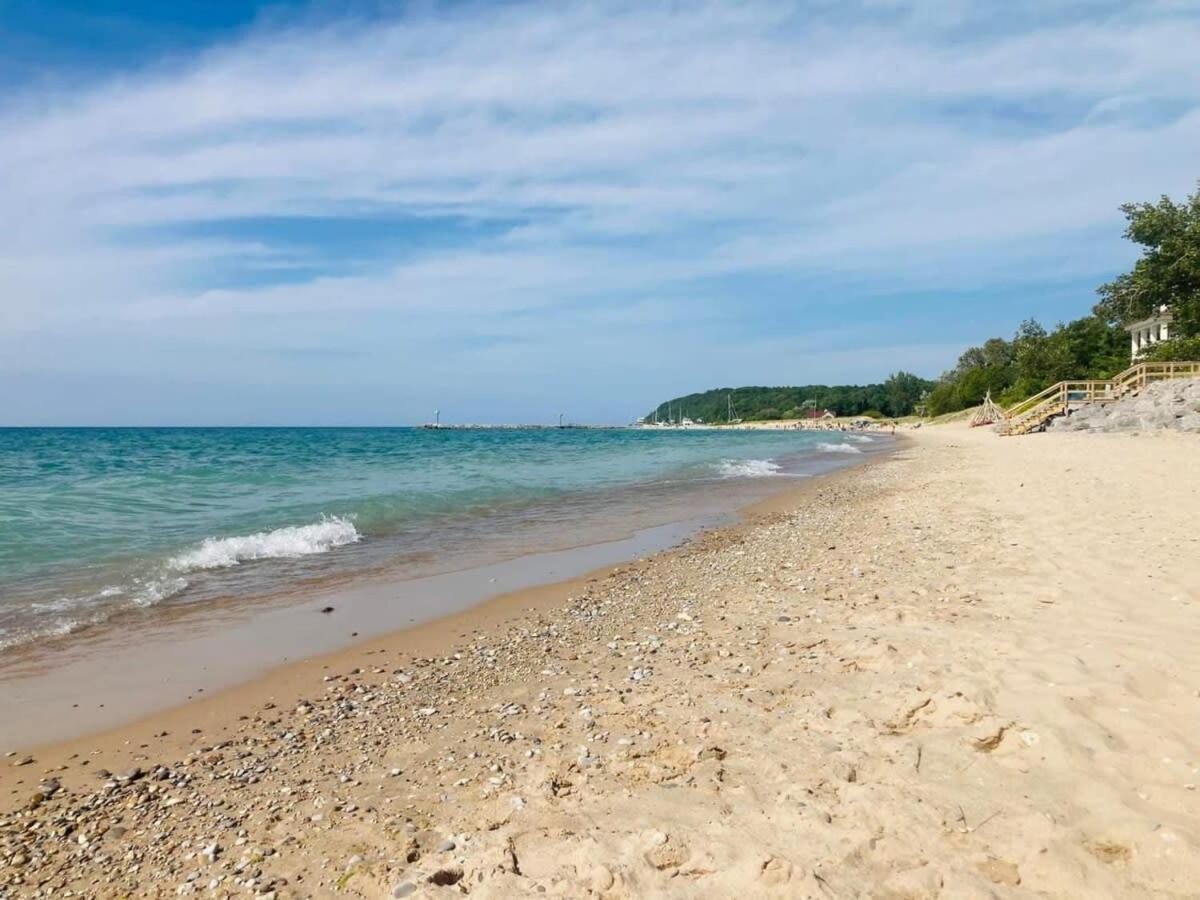 Downtown Traverse City Condo - Capri 209 Екстериор снимка